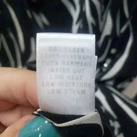 SoCa St. John Black and White Snap Front Jacket - Picture 3 of 10